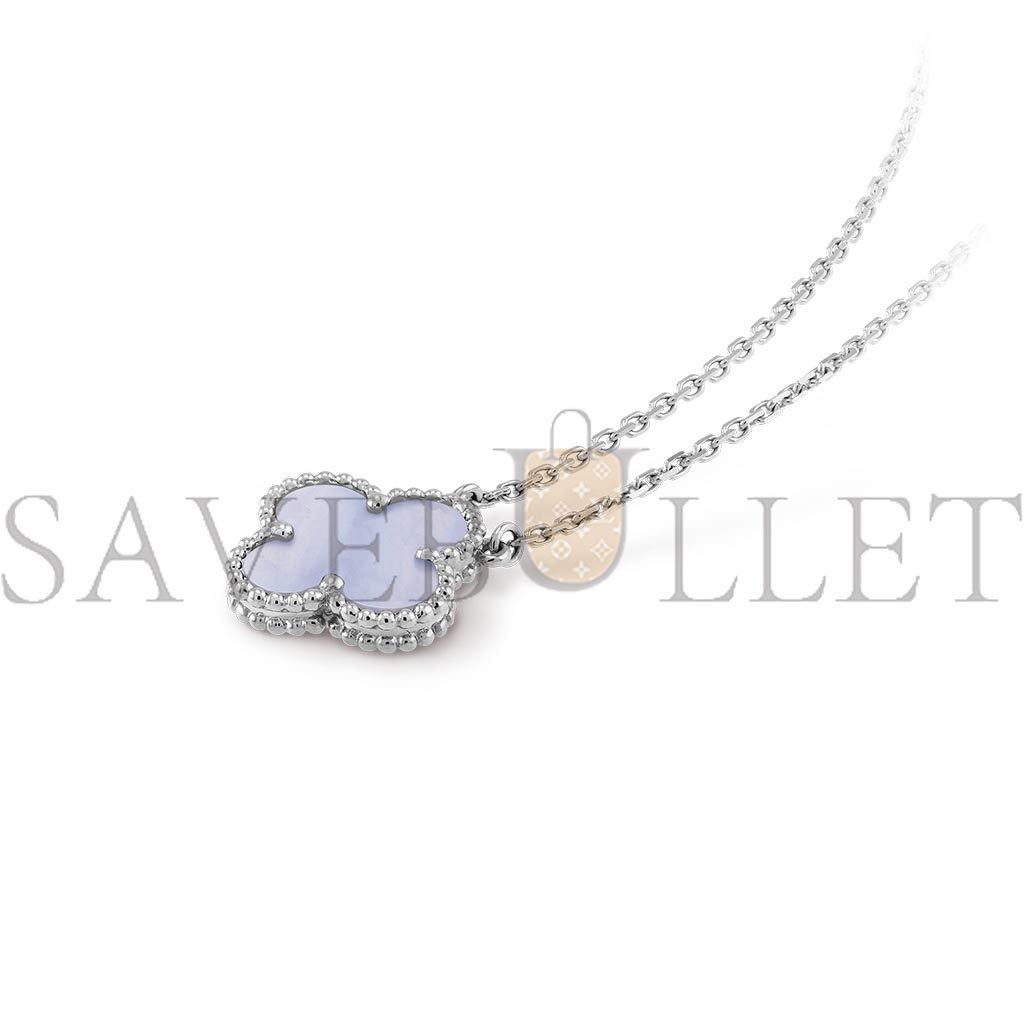 VAN CLEEF ARPELS VINTAGE ALHAMBRA PENDANT - WHITE GOLD, CHALCEDONY  VCARD34900